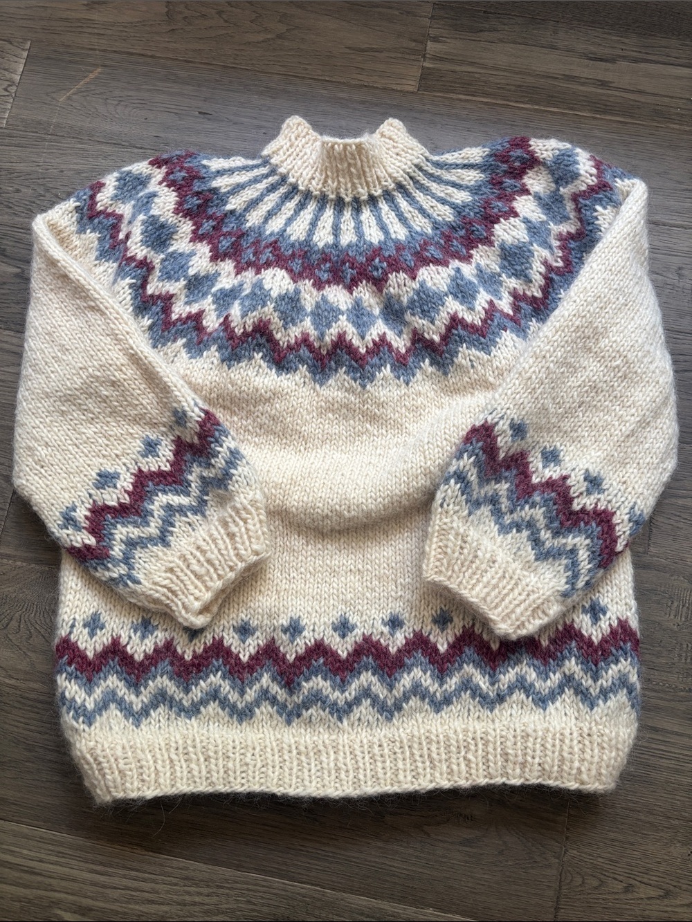 Vintage Nordic Style Circular Yoke Norwegian Cream Fair Isle HandKnit SweaterM/L